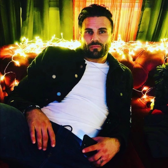 Meet your Posher, Jeremy - Picture 5 of 16